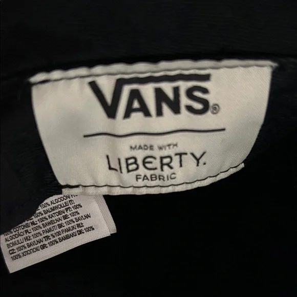 Vans Black and Floral Bucket Hat - Picture 6 of 11